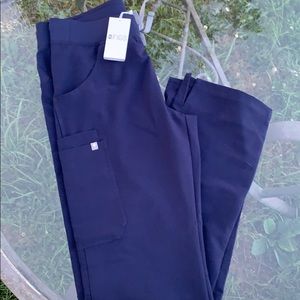 NWT Fig Scrub pants